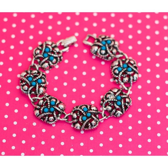 Vintage Silver Moss Bracelet by Avon 7 1/2 inch - P9 - Picture 1 of 3